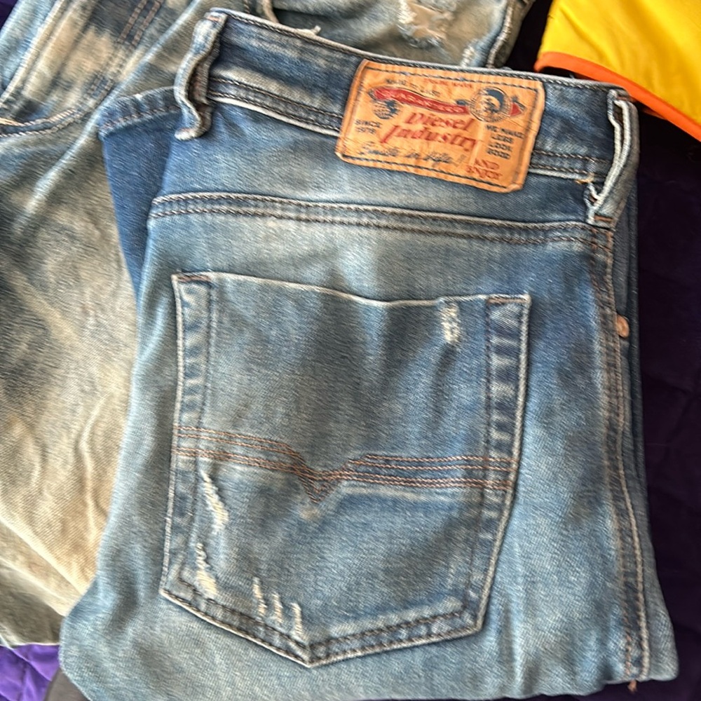 Diesel Zatiny boot cut stretch Semi destroyed beautiful color 28/32 denim Jeans